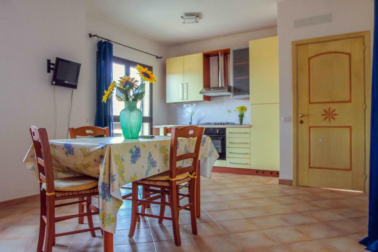 Portopollo Apartment Porto Pollo Eksteriør billede